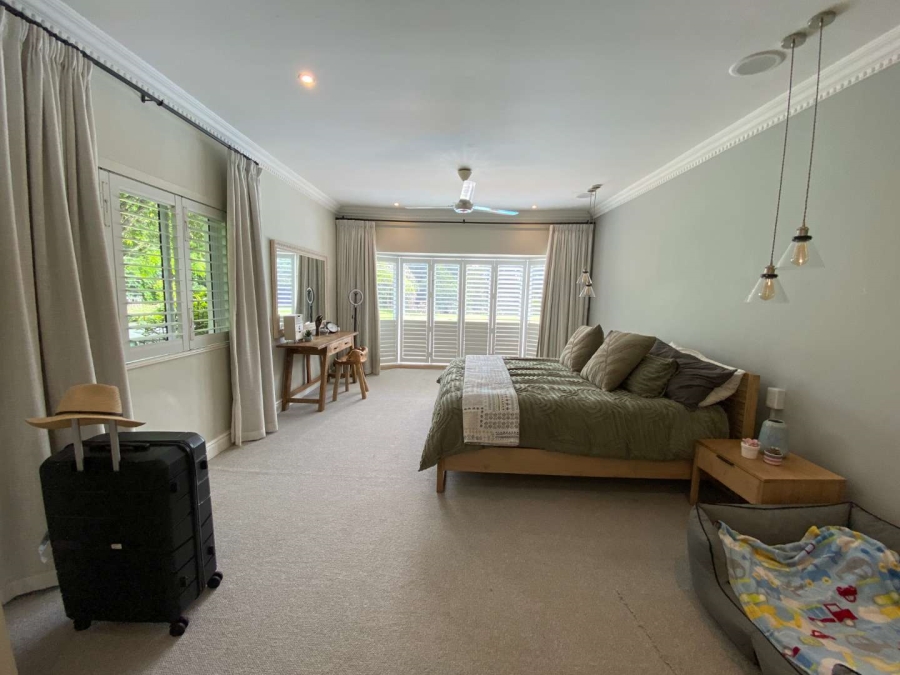 To Let 4 Bedroom Property for Rent in Kloof KwaZulu-Natal