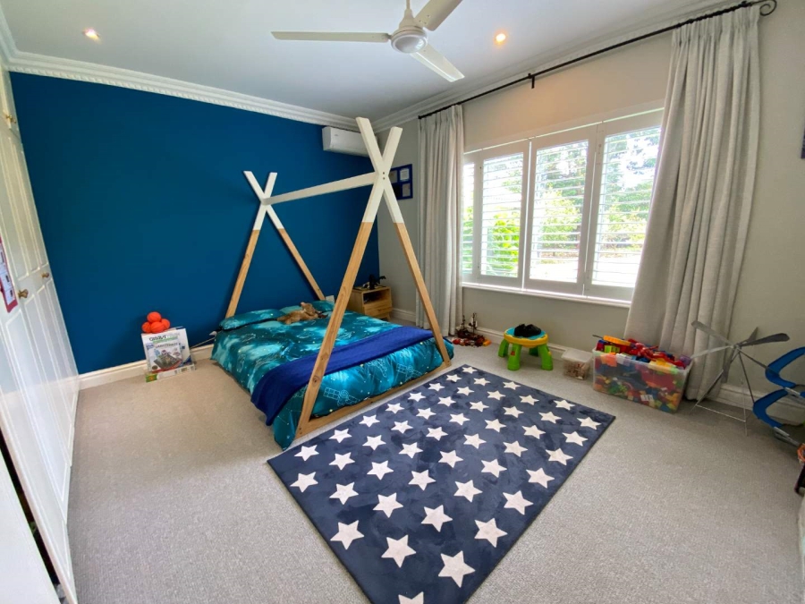 To Let 4 Bedroom Property for Rent in Kloof KwaZulu-Natal