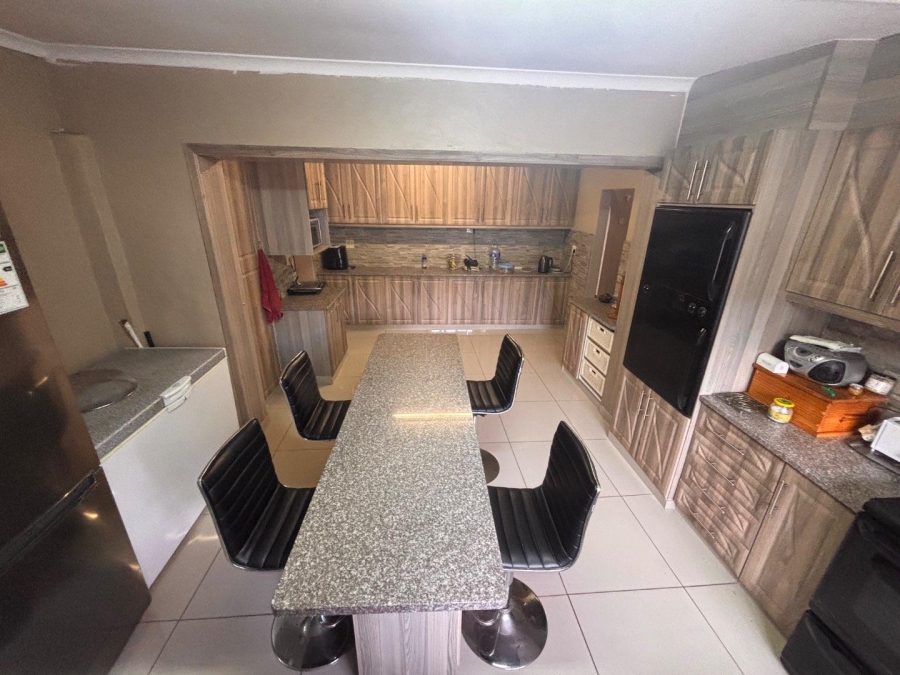 4 Bedroom Property for Sale in Sarnia KwaZulu-Natal