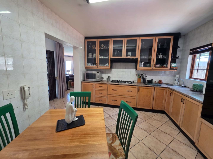 4 Bedroom Property for Sale in Umhlanga KwaZulu-Natal