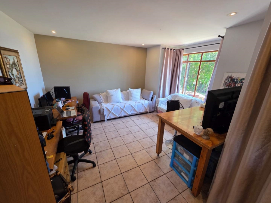 4 Bedroom Property for Sale in Umhlanga KwaZulu-Natal