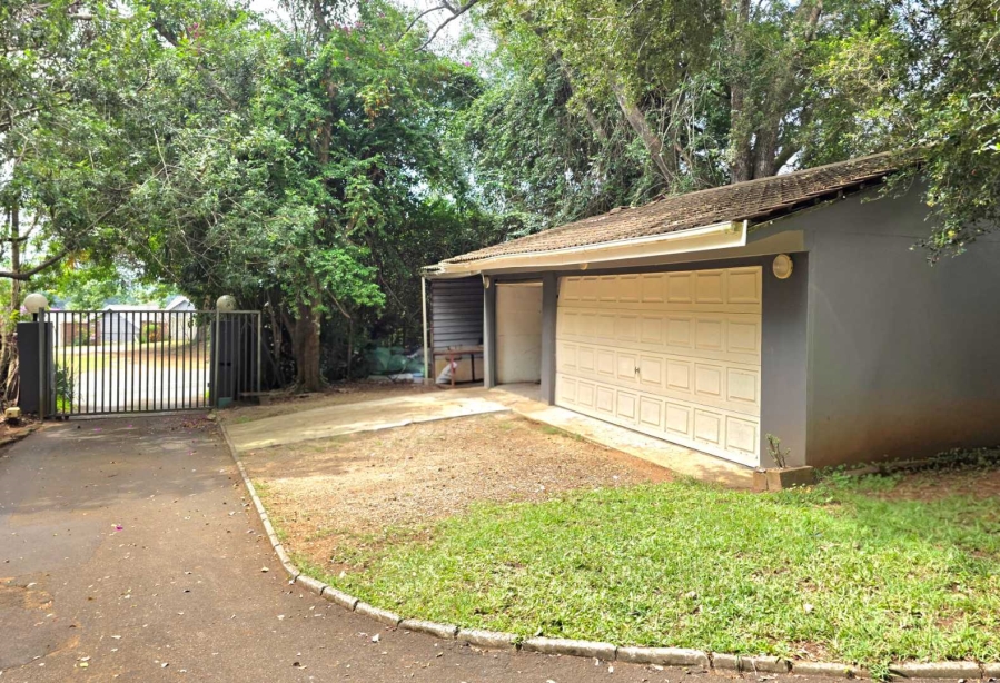 4 Bedroom Property for Sale in Kloof KwaZulu-Natal