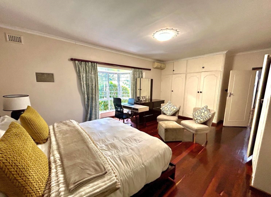 4 Bedroom Property for Sale in Kloof KwaZulu-Natal