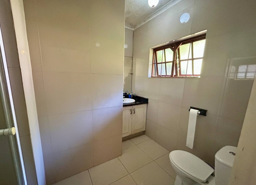 4 Bedroom Property for Sale in Kloof KwaZulu-Natal