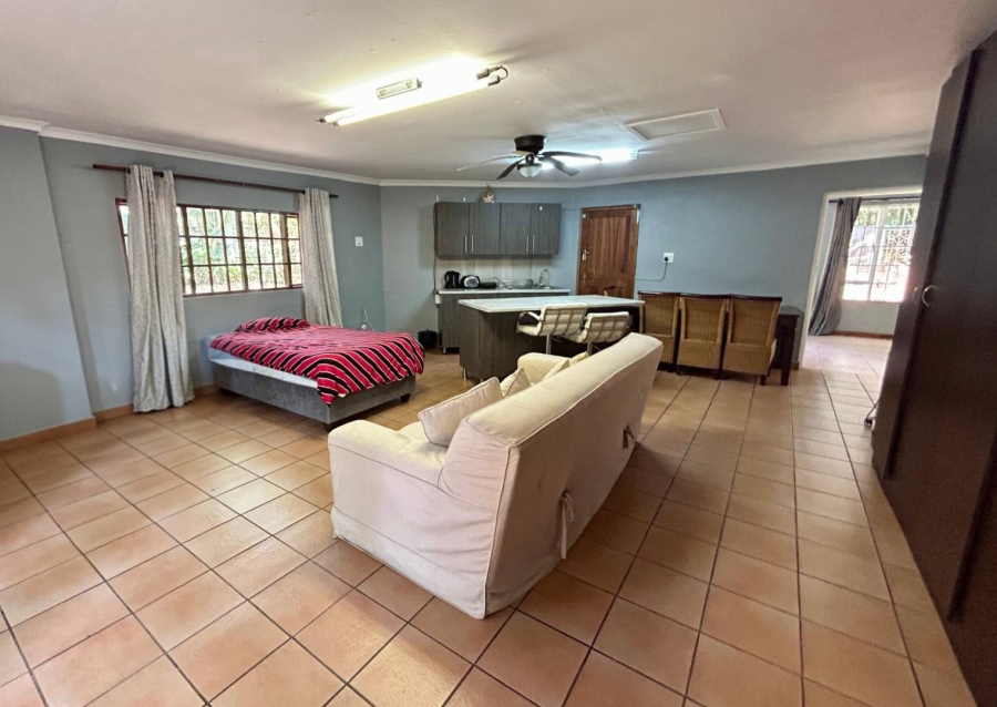 4 Bedroom Property for Sale in Kloof KwaZulu-Natal