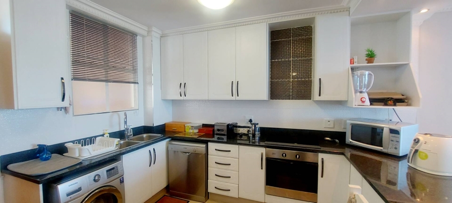 To Let 2 Bedroom Property for Rent in North Beach KwaZulu-Natal