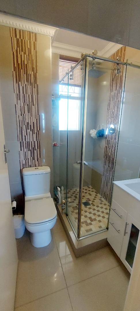To Let 2 Bedroom Property for Rent in North Beach KwaZulu-Natal