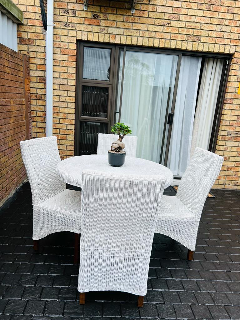 To Let 2 Bedroom Property for Rent in Wildenwide KwaZulu-Natal