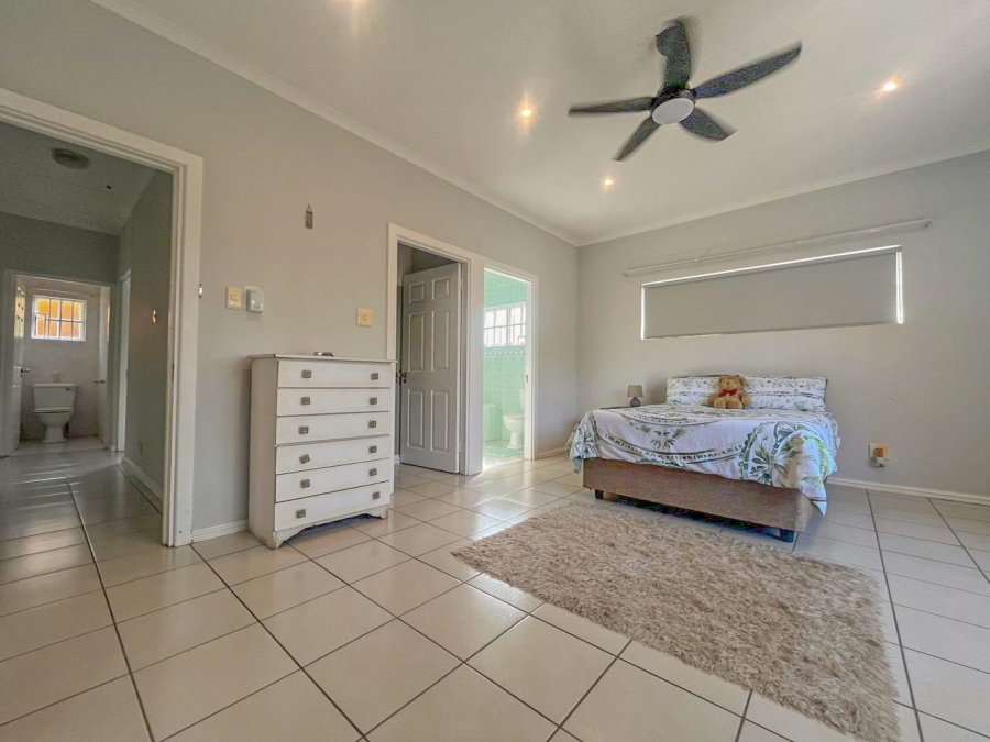 5 Bedroom Property for Sale in Durban North KwaZulu-Natal