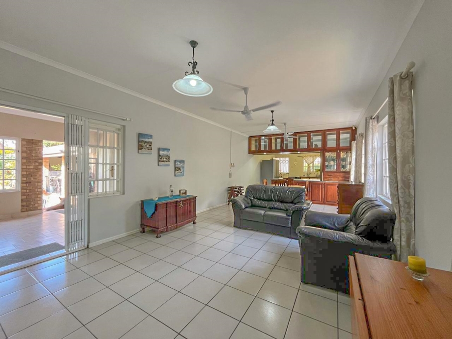 5 Bedroom Property for Sale in Durban North KwaZulu-Natal