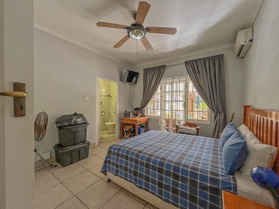 5 Bedroom Property for Sale in Durban North KwaZulu-Natal