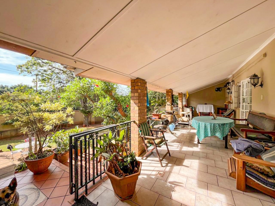 5 Bedroom Property for Sale in Durban North KwaZulu-Natal