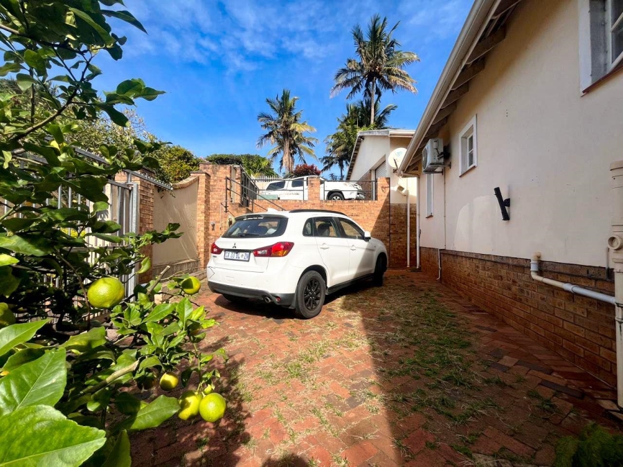 5 Bedroom Property for Sale in Durban North KwaZulu-Natal
