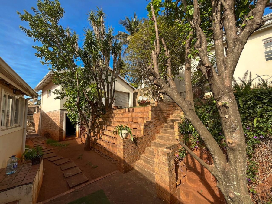 5 Bedroom Property for Sale in Durban North KwaZulu-Natal