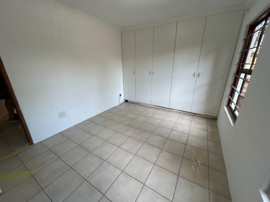 2 Bedroom Property for Sale in Crestholme KwaZulu-Natal
