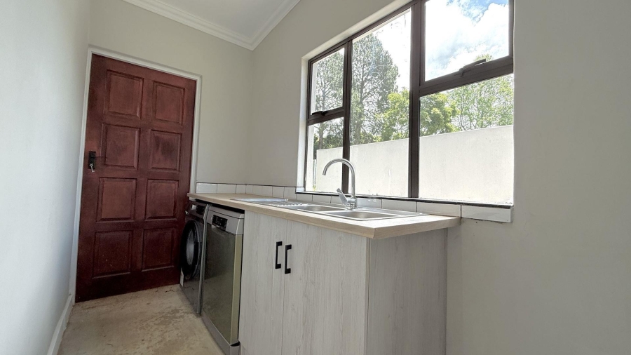 3 Bedroom Property for Sale in Worlds View KwaZulu-Natal