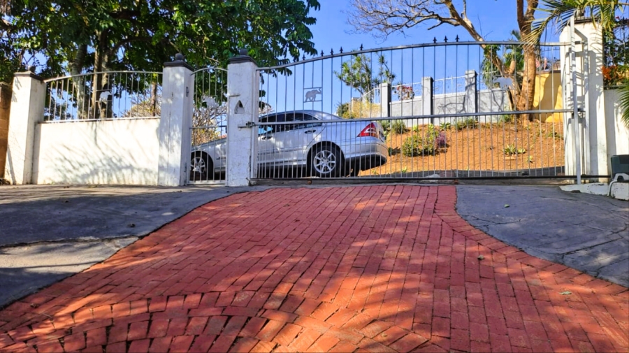 4 Bedroom Property for Sale in Riyadh KwaZulu-Natal