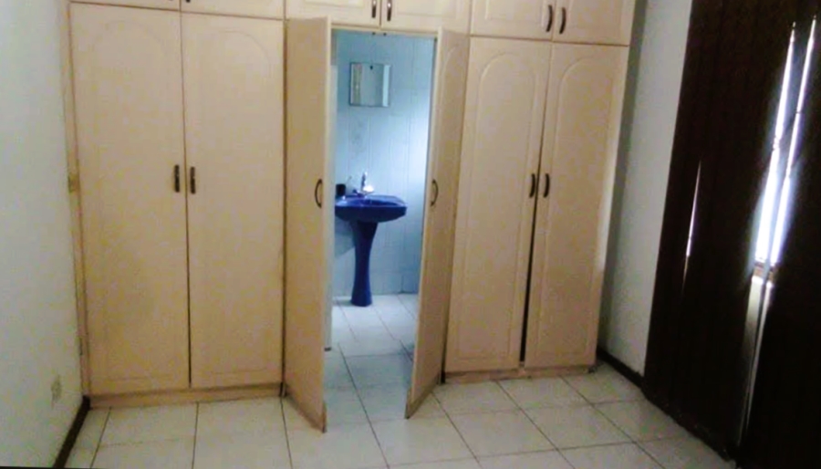 4 Bedroom Property for Sale in Riyadh KwaZulu-Natal