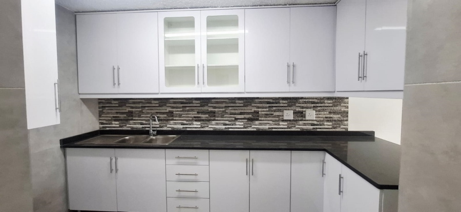 3 Bedroom Property for Sale in Esplanade KwaZulu-Natal