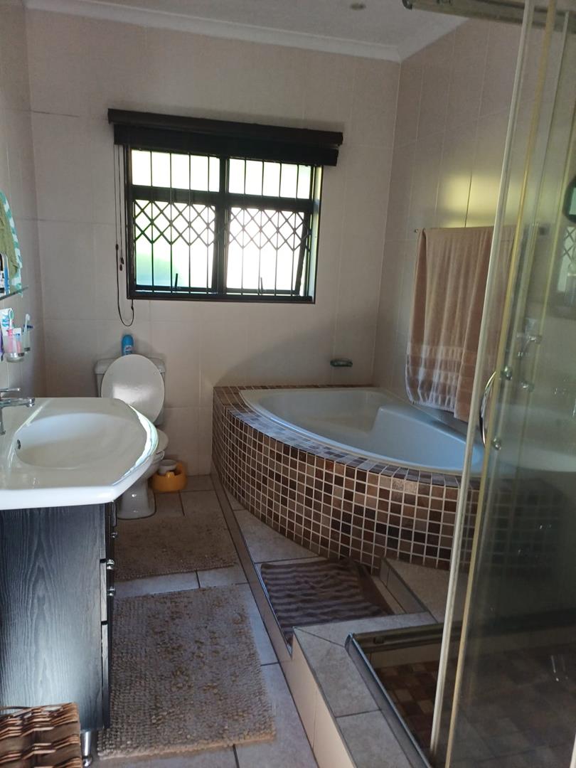 3 Bedroom Property for Sale in Shelly Beach KwaZulu-Natal
