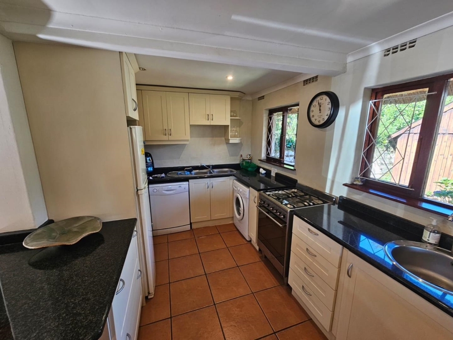 6 Bedroom Property for Sale in Karkloof KwaZulu-Natal