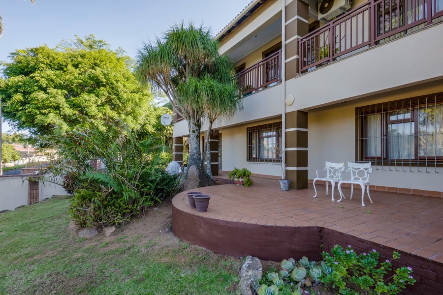 9 Bedroom Property for Sale in Amanzimtoti KwaZulu-Natal