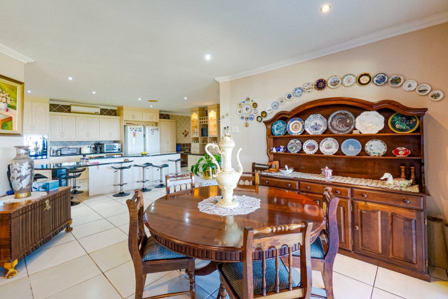 9 Bedroom Property for Sale in Amanzimtoti KwaZulu-Natal