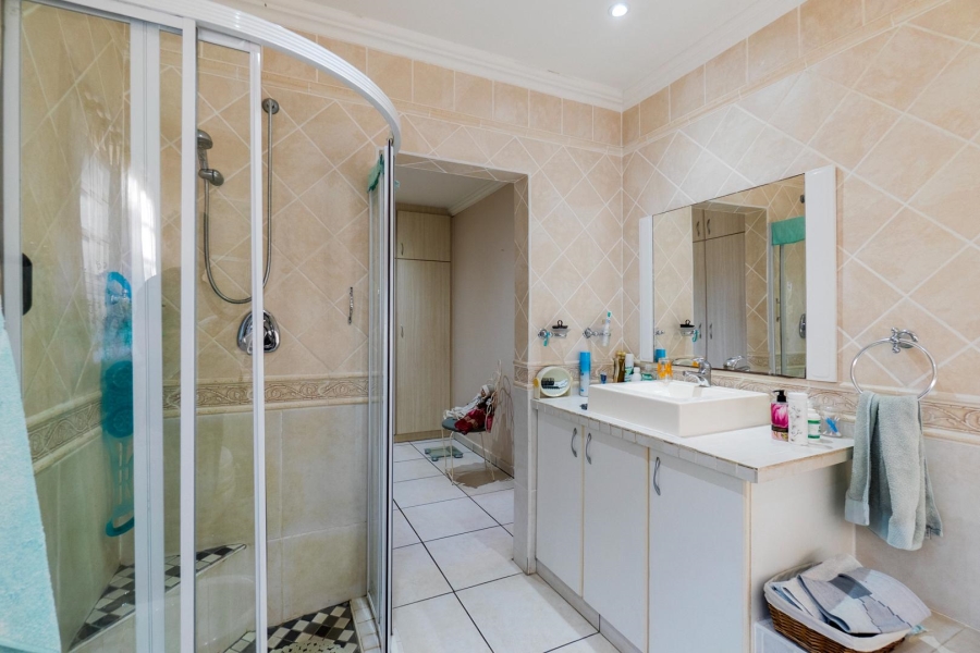9 Bedroom Property for Sale in Amanzimtoti KwaZulu-Natal