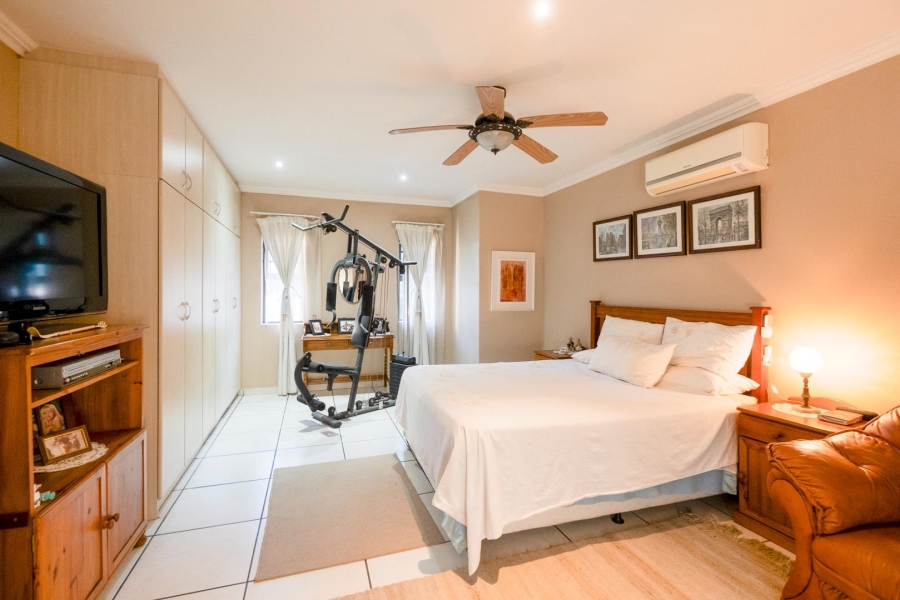 9 Bedroom Property for Sale in Amanzimtoti KwaZulu-Natal