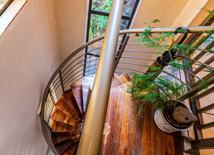 9 Bedroom Property for Sale in Amanzimtoti KwaZulu-Natal