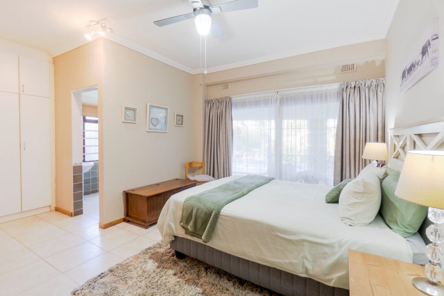 9 Bedroom Property for Sale in Amanzimtoti KwaZulu-Natal