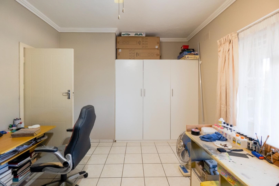 9 Bedroom Property for Sale in Amanzimtoti KwaZulu-Natal