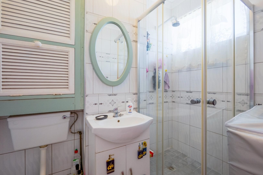 2 Bedroom Property for Sale in Amanzimtoti KwaZulu-Natal