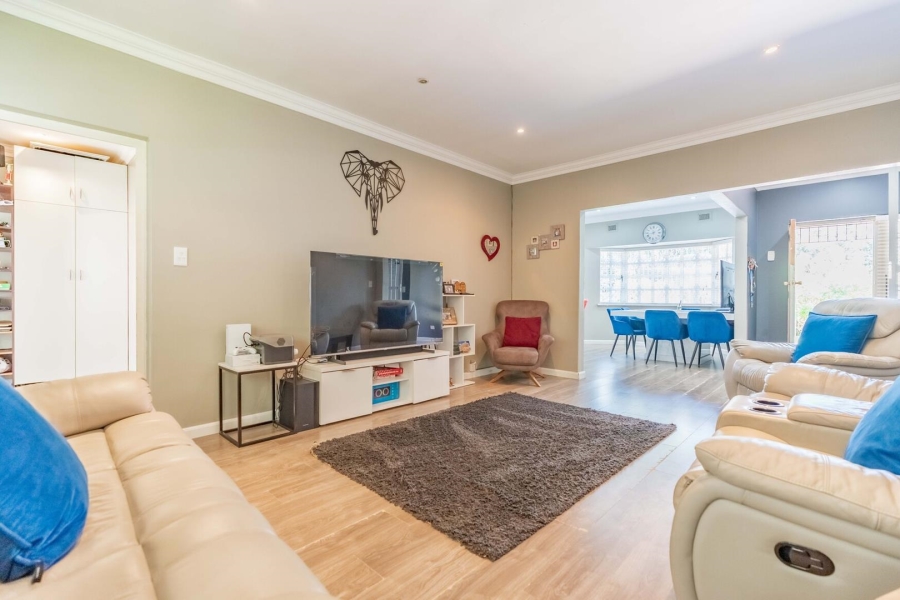 4 Bedroom Property for Sale in Kloof KwaZulu-Natal