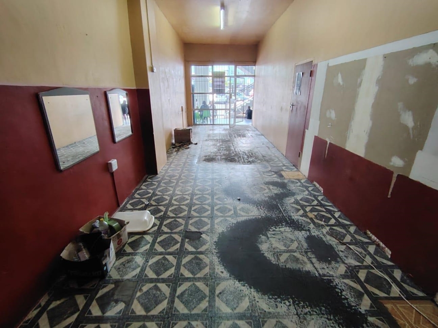 To Let Commercial Property for Rent in Chatsworth KwaZulu-Natal
