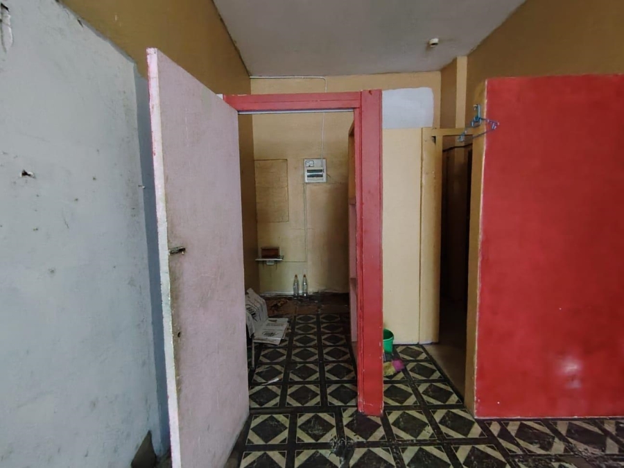 To Let Commercial Property for Rent in Chatsworth KwaZulu-Natal