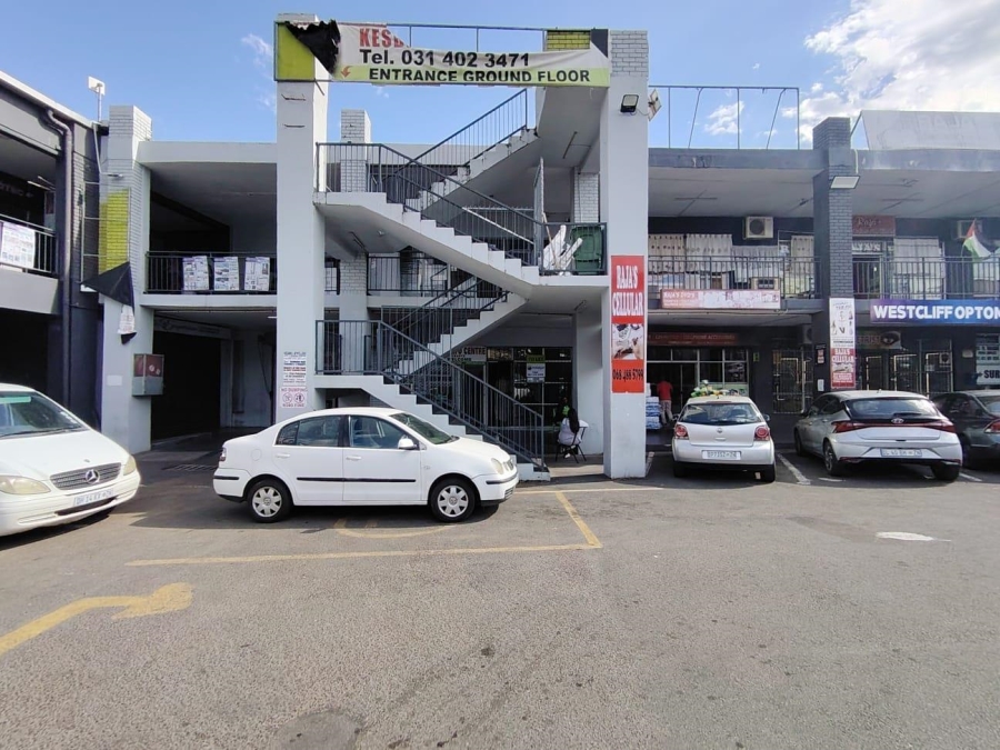 To Let Commercial Property for Rent in Chatsworth KwaZulu-Natal