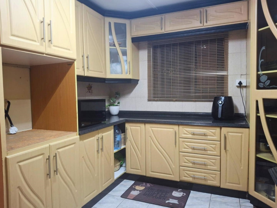 3 Bedroom Property for Sale in Woodview KwaZulu-Natal