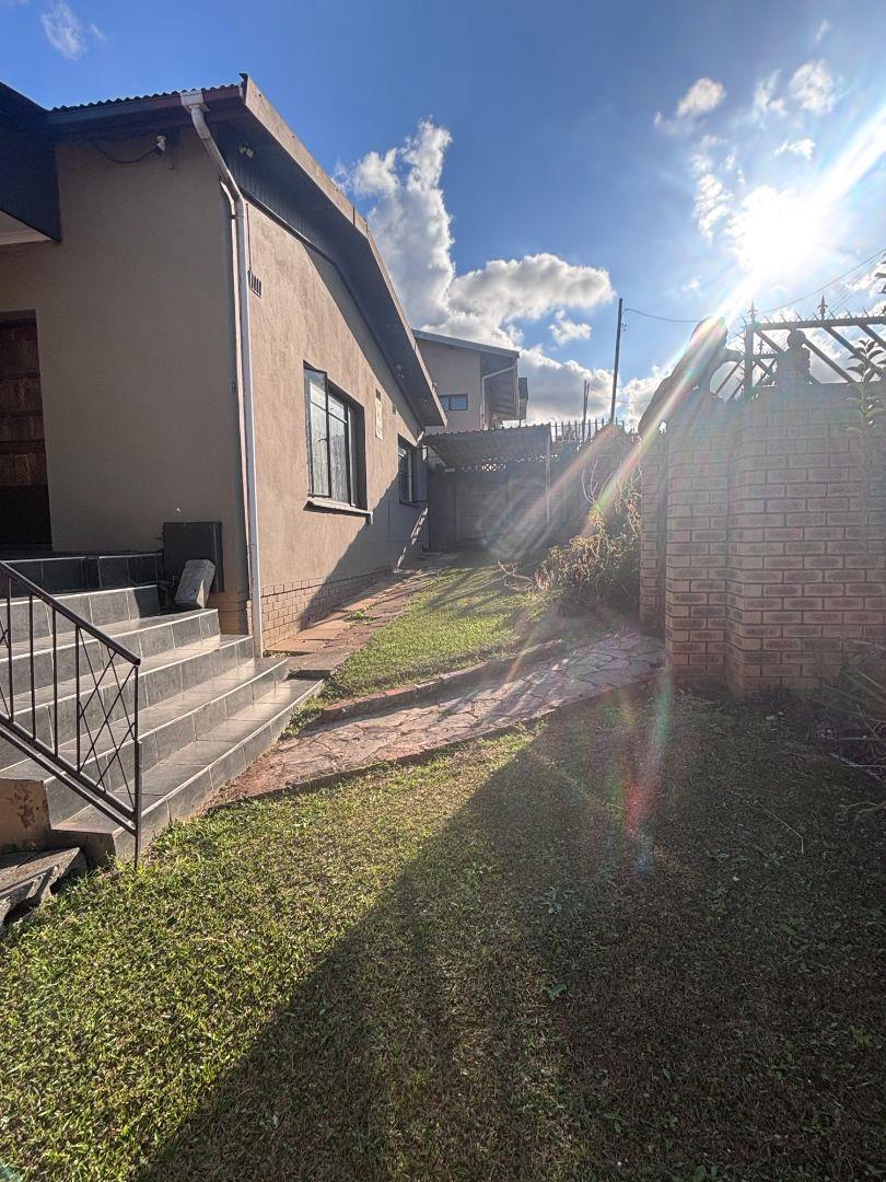 3 Bedroom Property for Sale in Newholme KwaZulu-Natal
