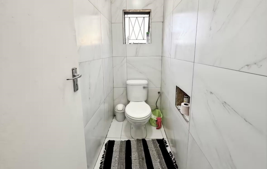 3 Bedroom Property for Sale in Newholme KwaZulu-Natal