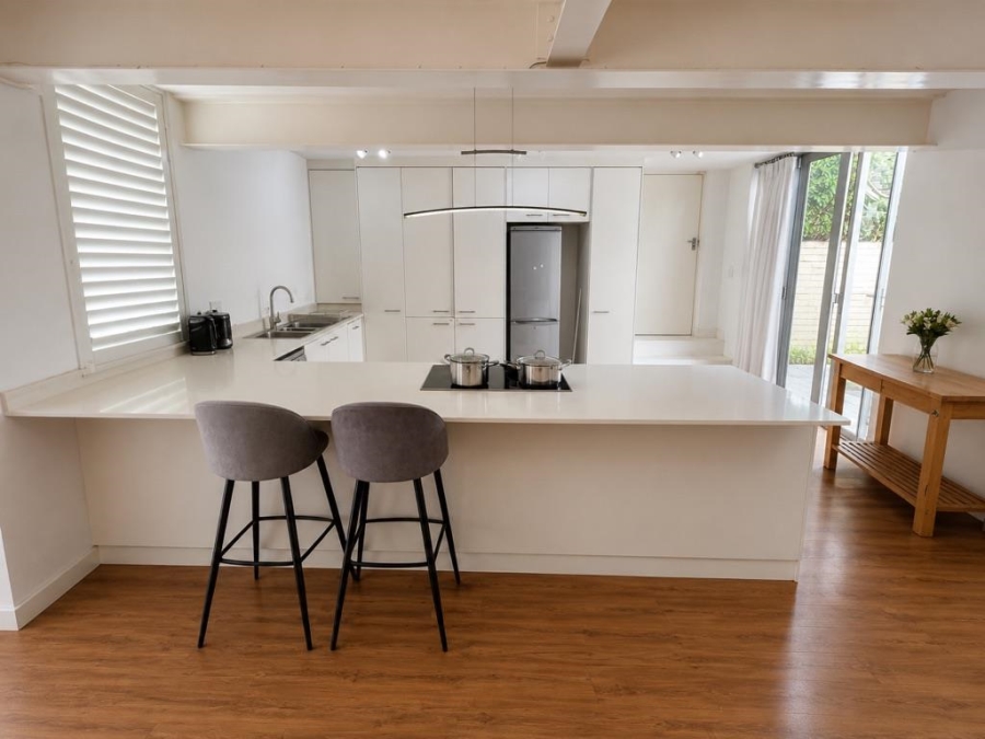 To Let 4 Bedroom Property for Rent in Umhlanga KwaZulu-Natal