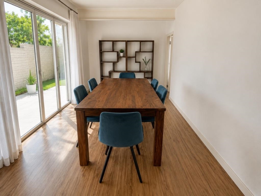 To Let 4 Bedroom Property for Rent in Umhlanga KwaZulu-Natal