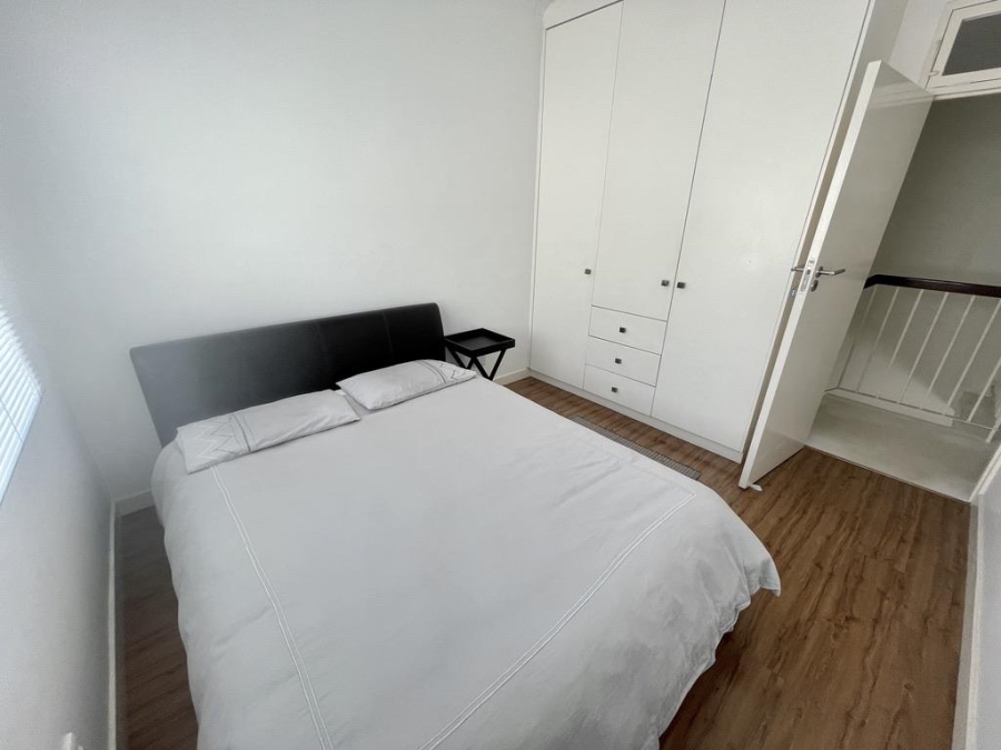 To Let 4 Bedroom Property for Rent in Umhlanga KwaZulu-Natal