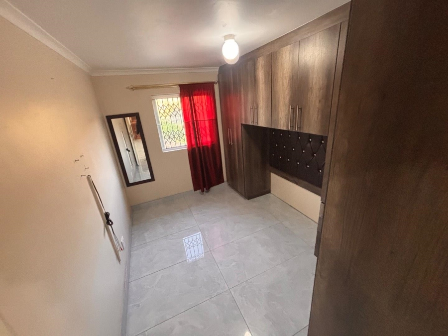 2 Bedroom Property for Sale in Hillcrest KwaZulu-Natal
