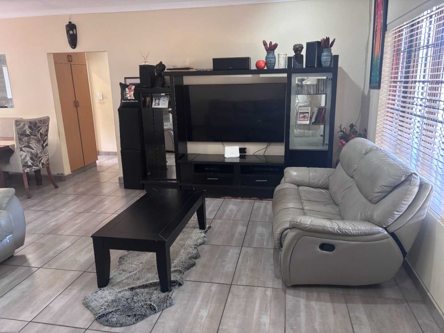 3 Bedroom Property for Sale in Chasedene KwaZulu-Natal