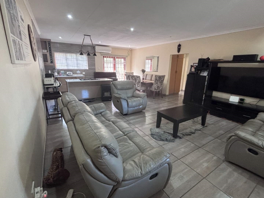 3 Bedroom Property for Sale in Chasedene KwaZulu-Natal