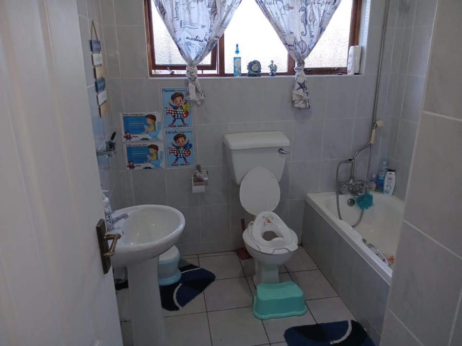 3 Bedroom Property for Sale in Veld En Vlei KwaZulu-Natal