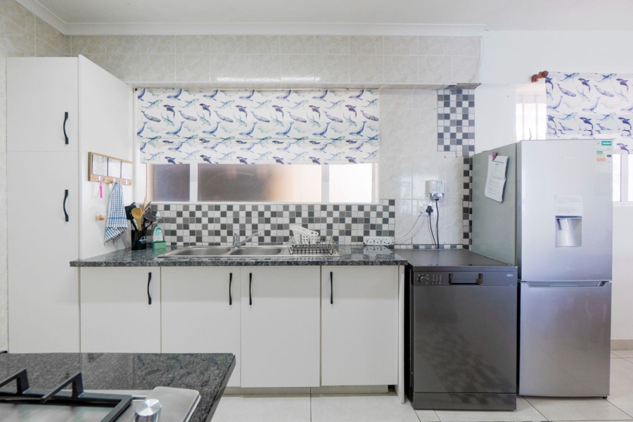 2 Bedroom Property for Sale in Amanzimtoti KwaZulu-Natal