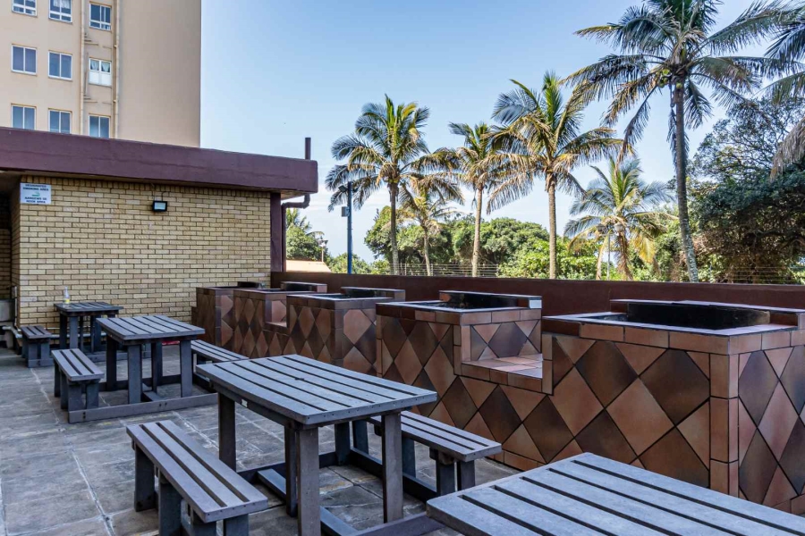 2 Bedroom Property for Sale in Amanzimtoti KwaZulu-Natal