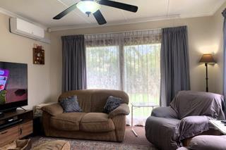 2 Bedroom Property for Sale in Waterfall KwaZulu-Natal